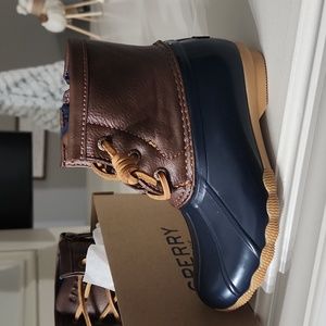 Girls sperry duck boots